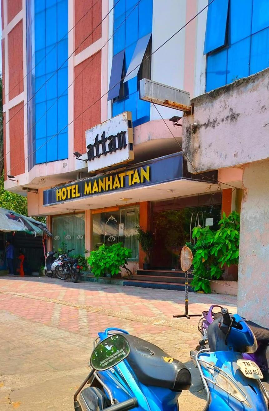Hotel Manhattan 첸나이 외부 사진